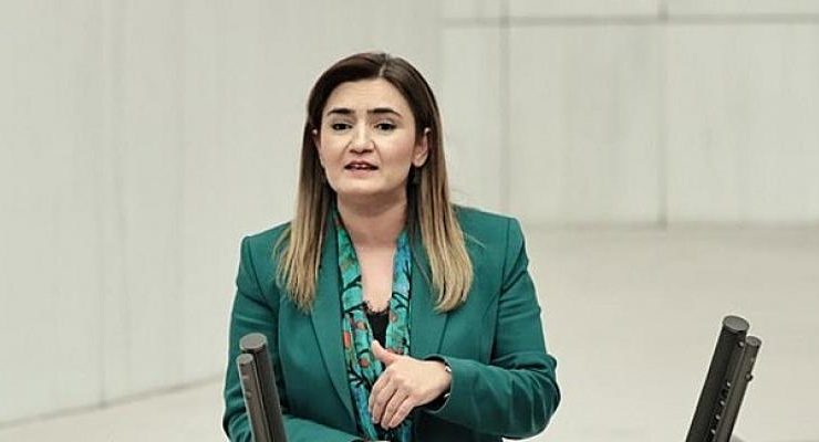 CHP İzmir Milletvekili Av. Sevda Erdan Kılıç: “İzmir’de kızlarımız kaçırılıyor, İçişleri Bakanı ise sosyal medyada trollük yapıyor!”