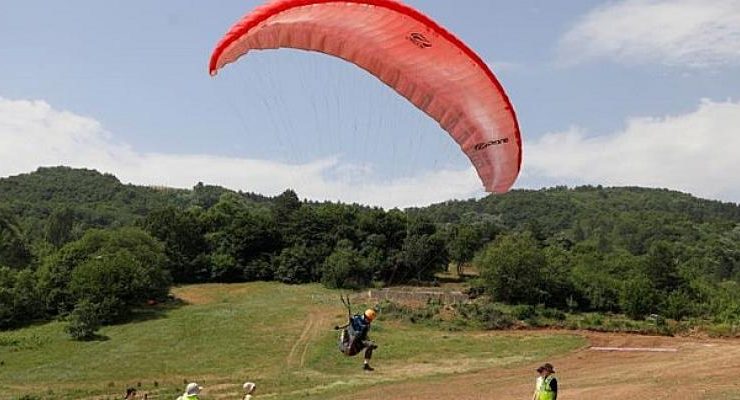 Türkiye Yamaç Paraşütü Şampiyonası İnegöl’de Yapıldı